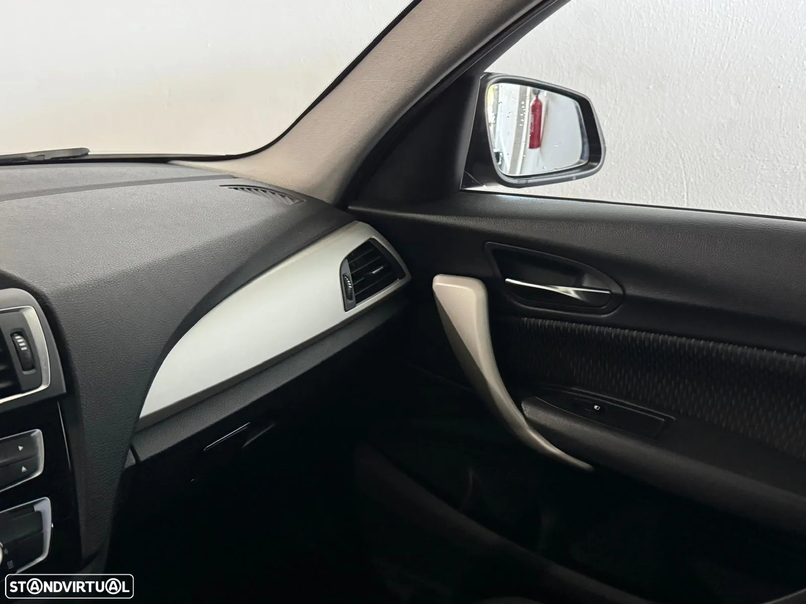 BMW 116 d Pack M - 24