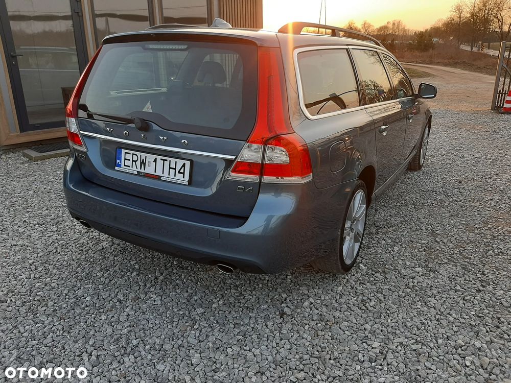 Volvo V70 D4 Summum - 10