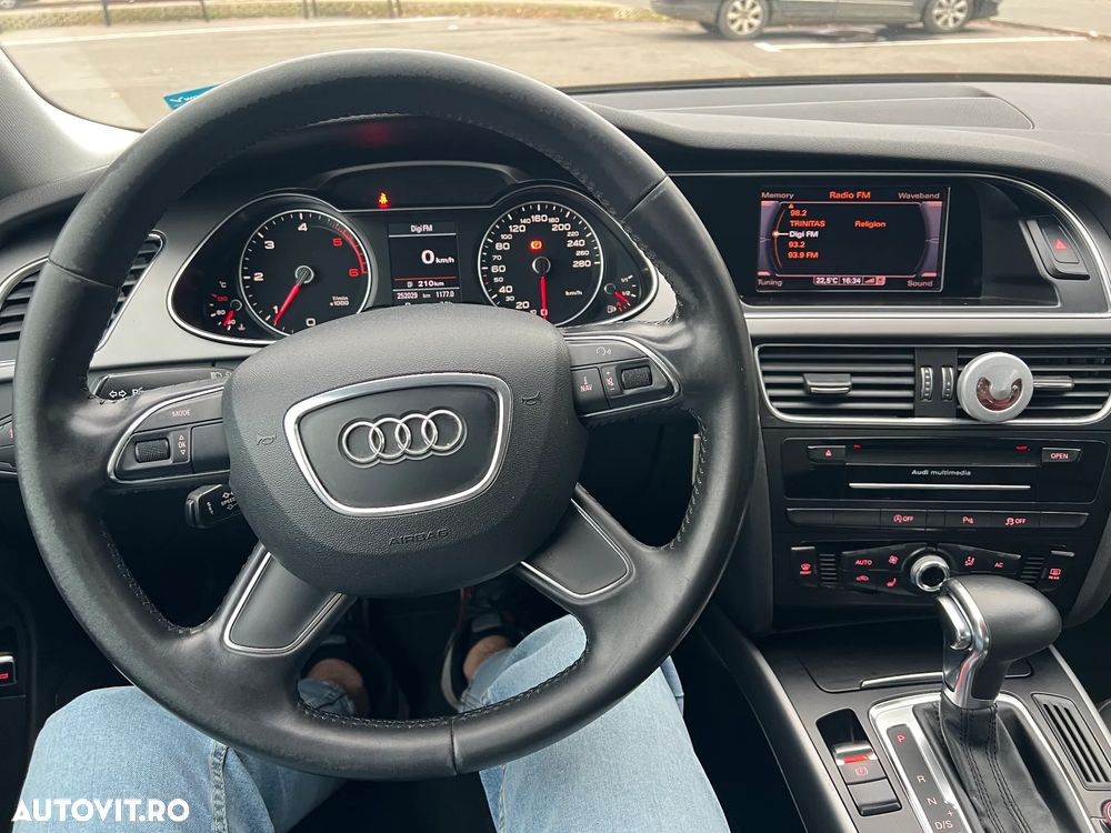 Audi A4 2.0 TDI DPF multitronic Ambition - 9