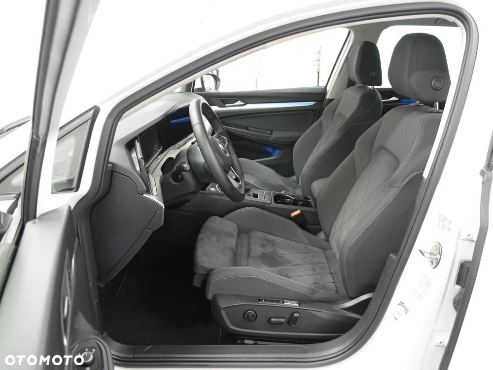 Volkswagen Golf - 19