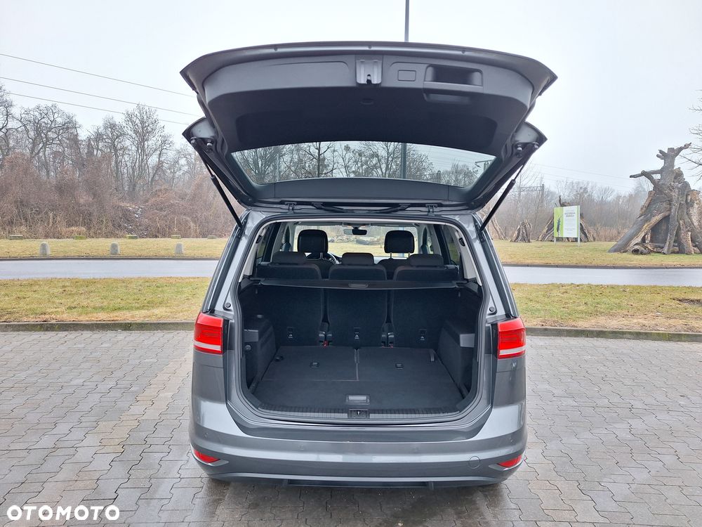 Volkswagen Touran 1.5 TSI EVO Comfortline Plus DSG - 9