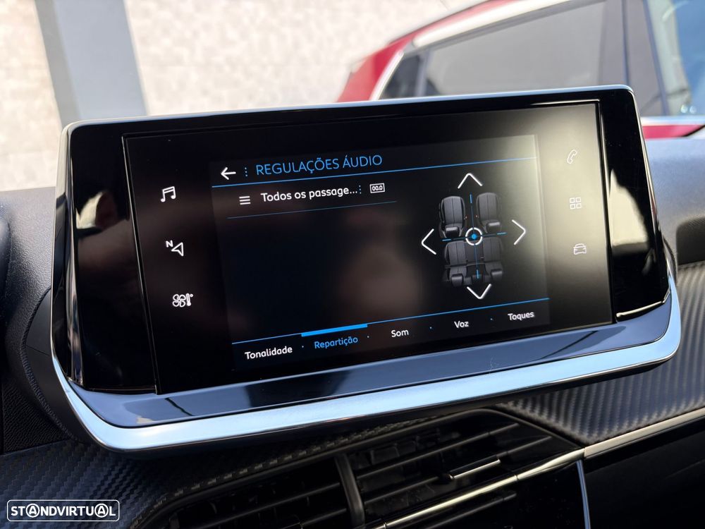 Peugeot 208 1.2 PureTech SE Style - 18