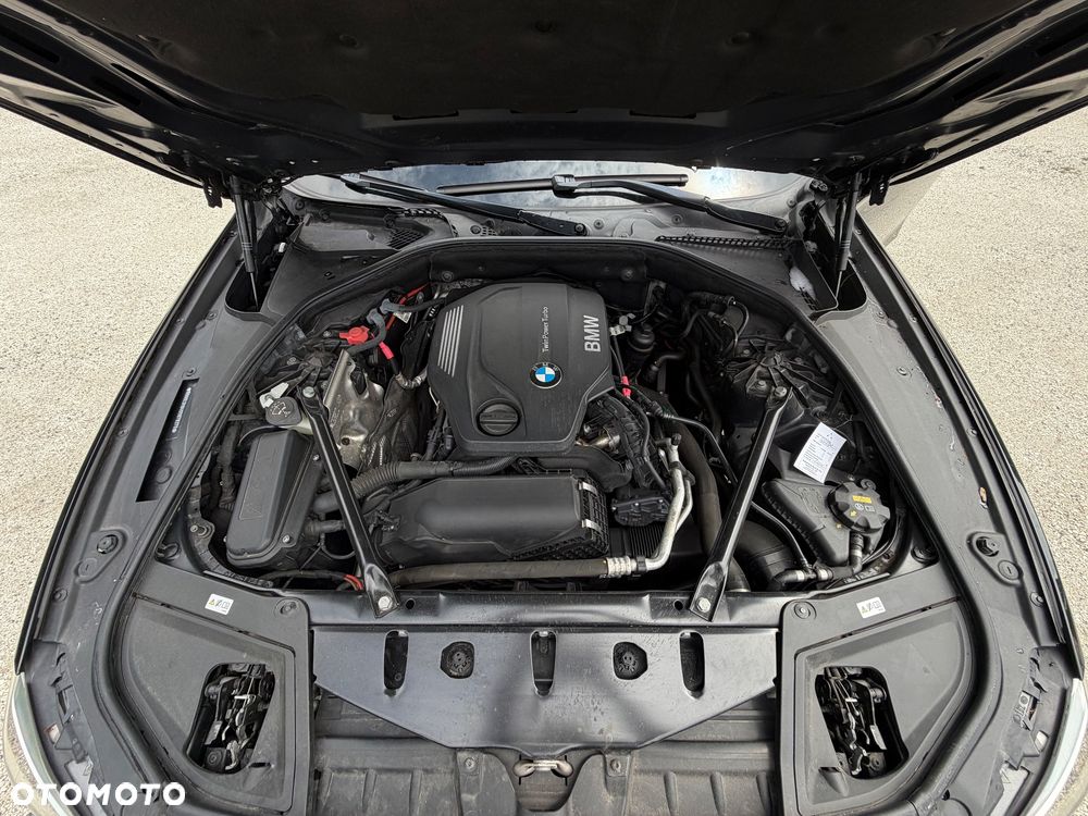 BMW Seria 5 520d - 36
