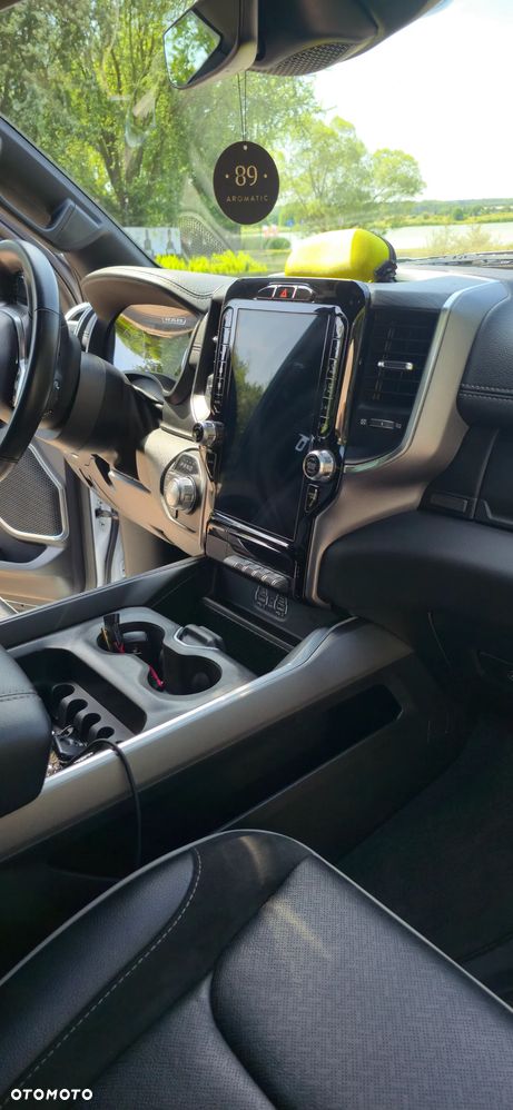 Dodge RAM - 22