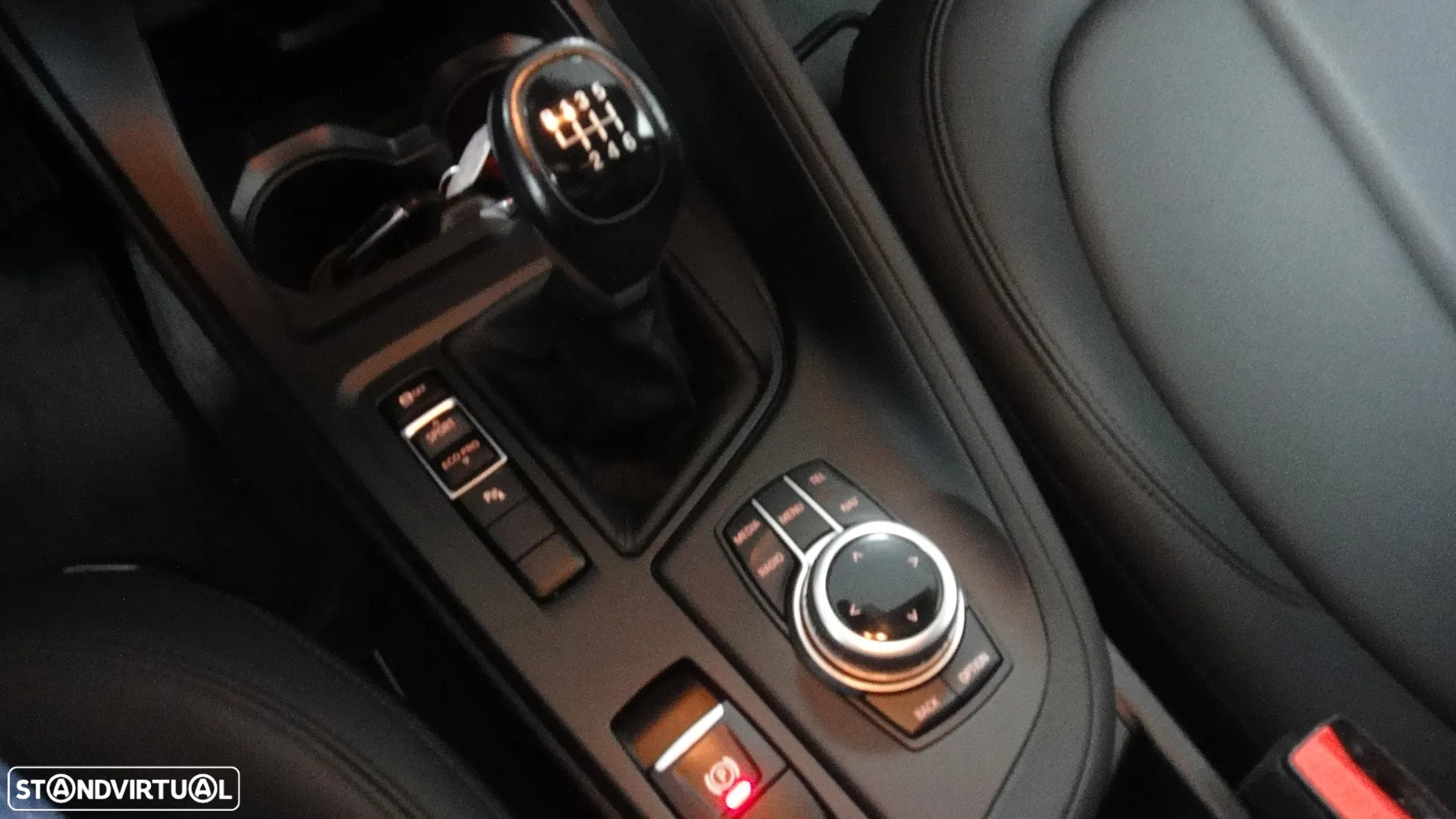 BMW X1 16 d sDrive - 29