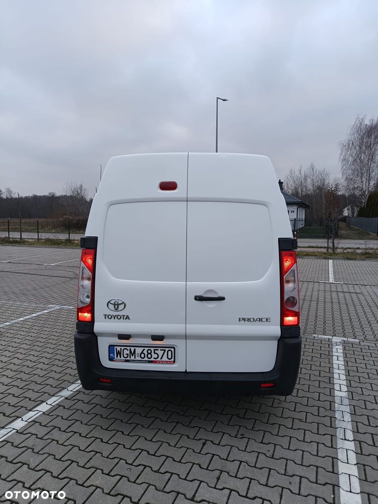 Toyota ProAce - 12