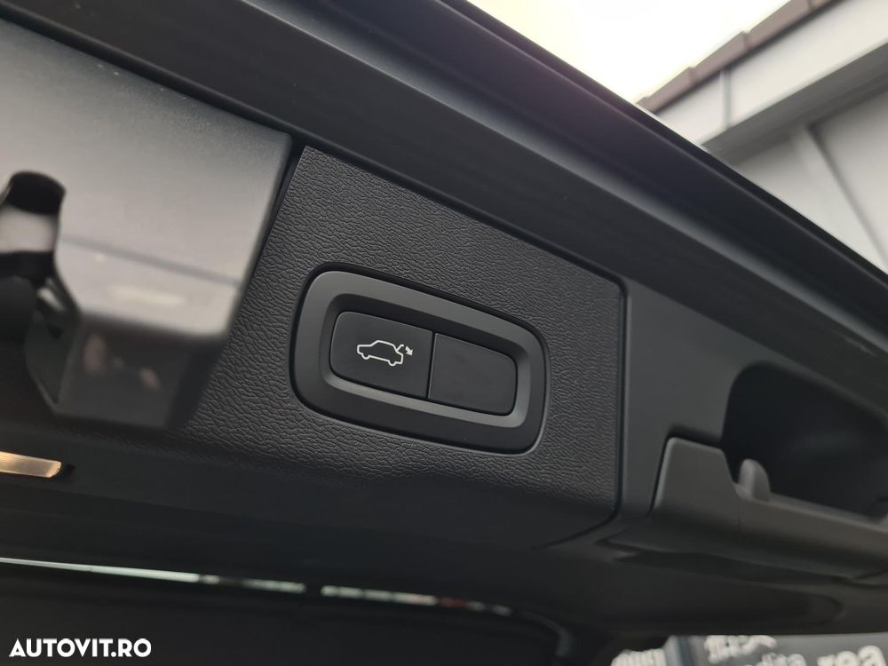 Volvo XC 60 B4 D AWD Geartronic RDesign - 22