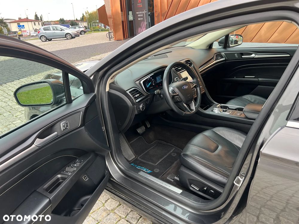 Ford Mondeo 2.0 Ti-VCT Titanium - 13