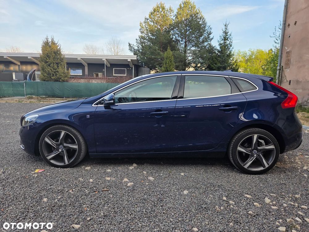 Volvo V40 D2 Ocean Race - 16