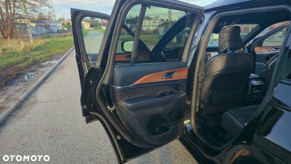 Jeep Grand Cherokee 5.7 V8 HEMI 4WD Automatik Summit - 14
