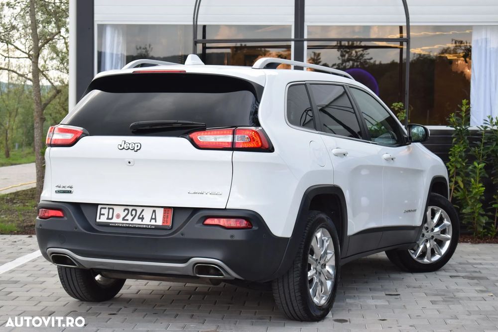 Jeep Cherokee 2.2 MJet AWD ACTIVE DRIVE I AT9 Overland - 3