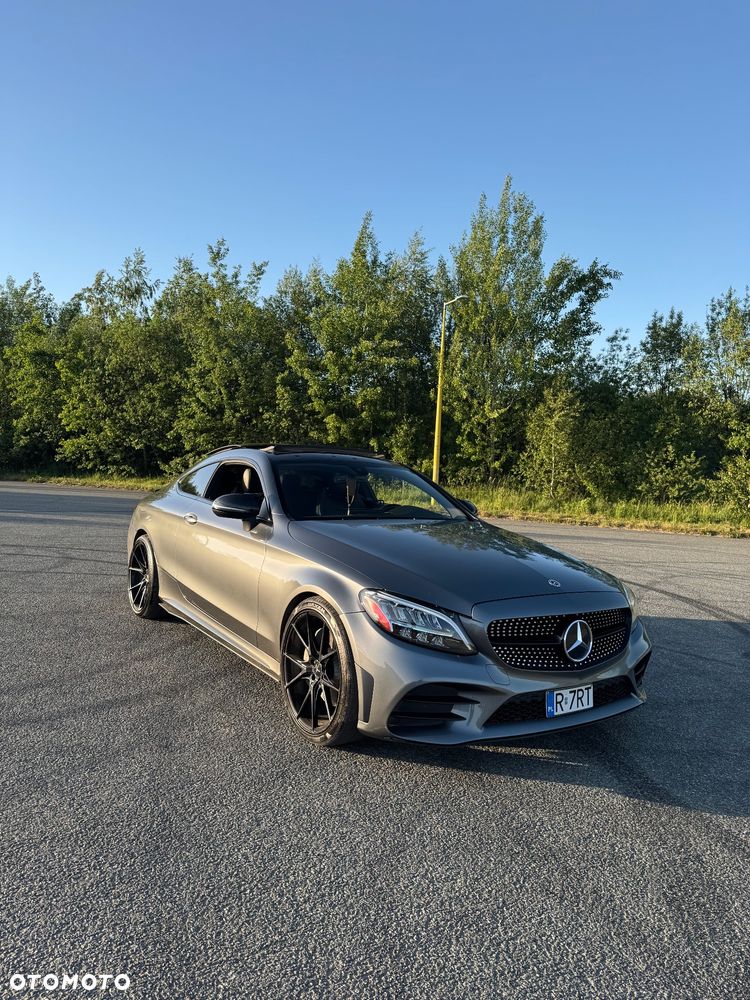 Mercedes-Benz Klasa C 300 9G-TRONIC - 3