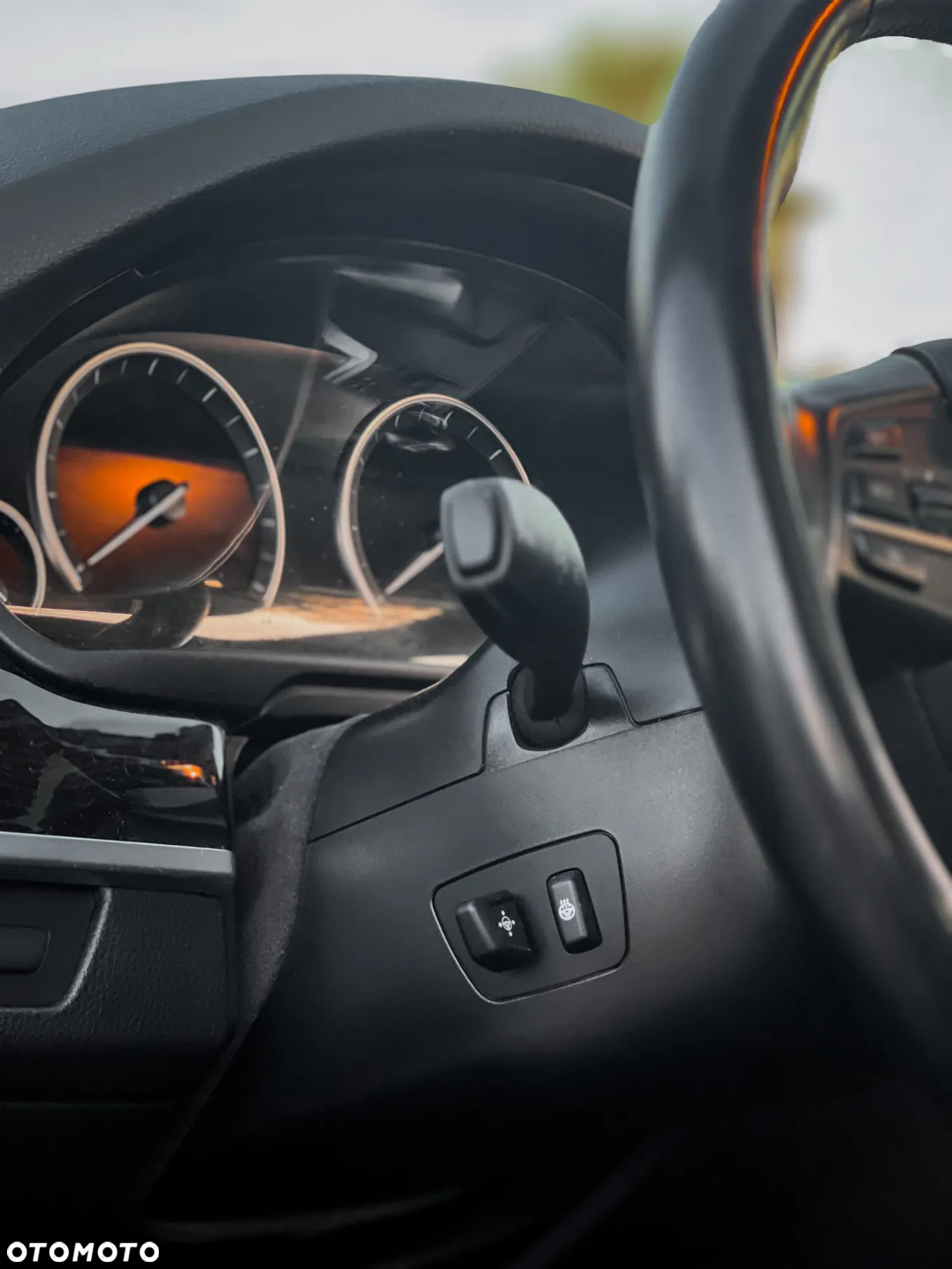 BMW Seria 5 528i xDrive Luxury Line - 22