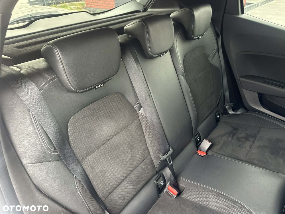 Renault Clio TCe 100 INTENS - 16