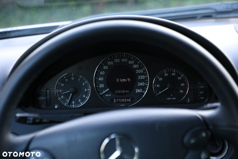 Mercedes-Benz CLK - 14