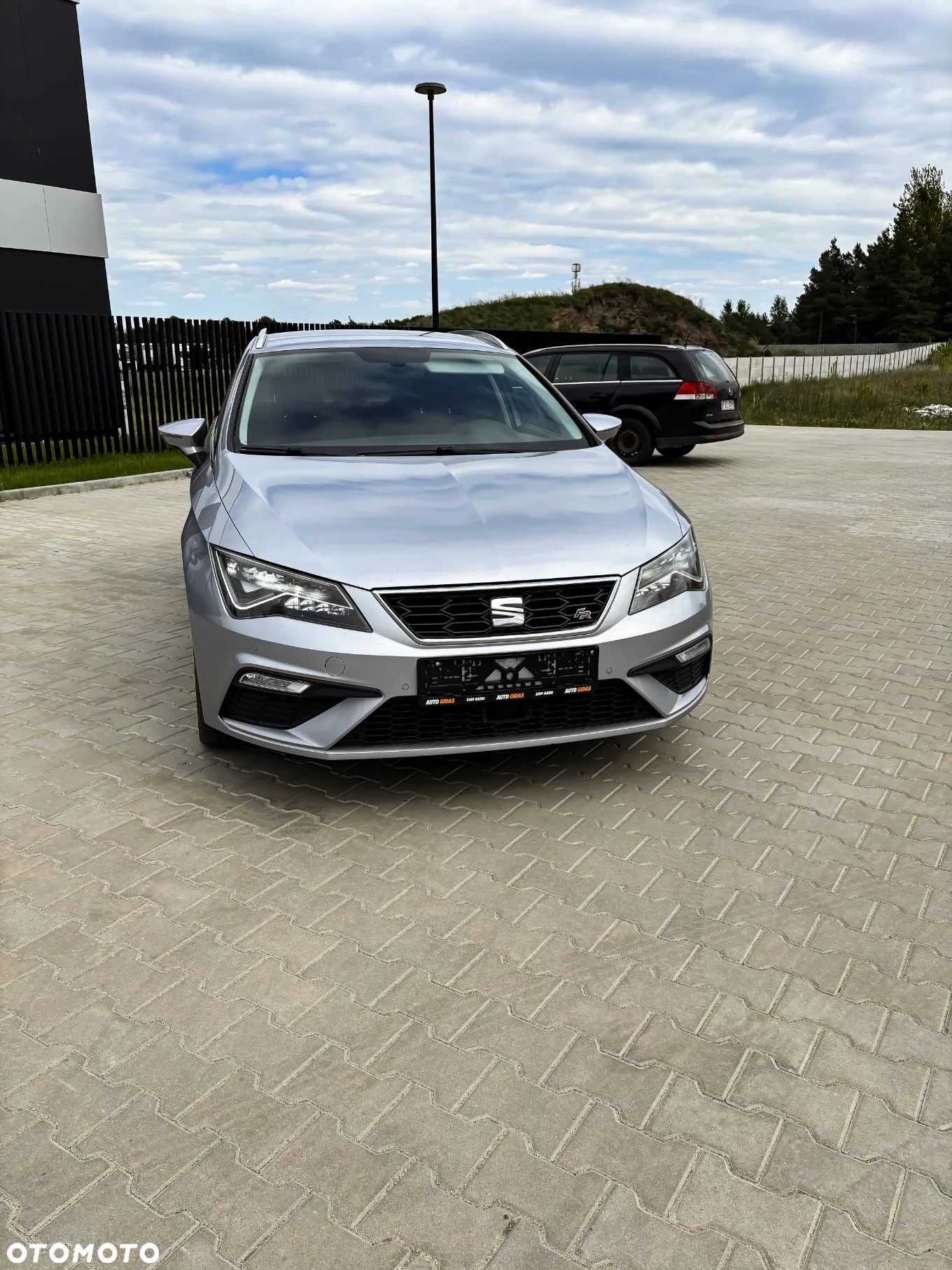 Seat Leon ST 2.0 TDI Start&Stop DSG FR - 9