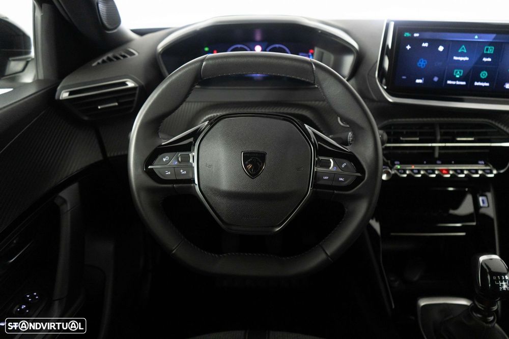 Peugeot 2008 1.2 PureTech Allure Pack — fotografia 24
