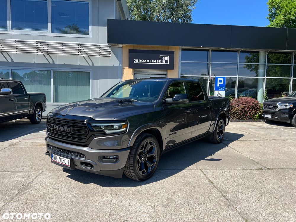 Dodge RAM - 8