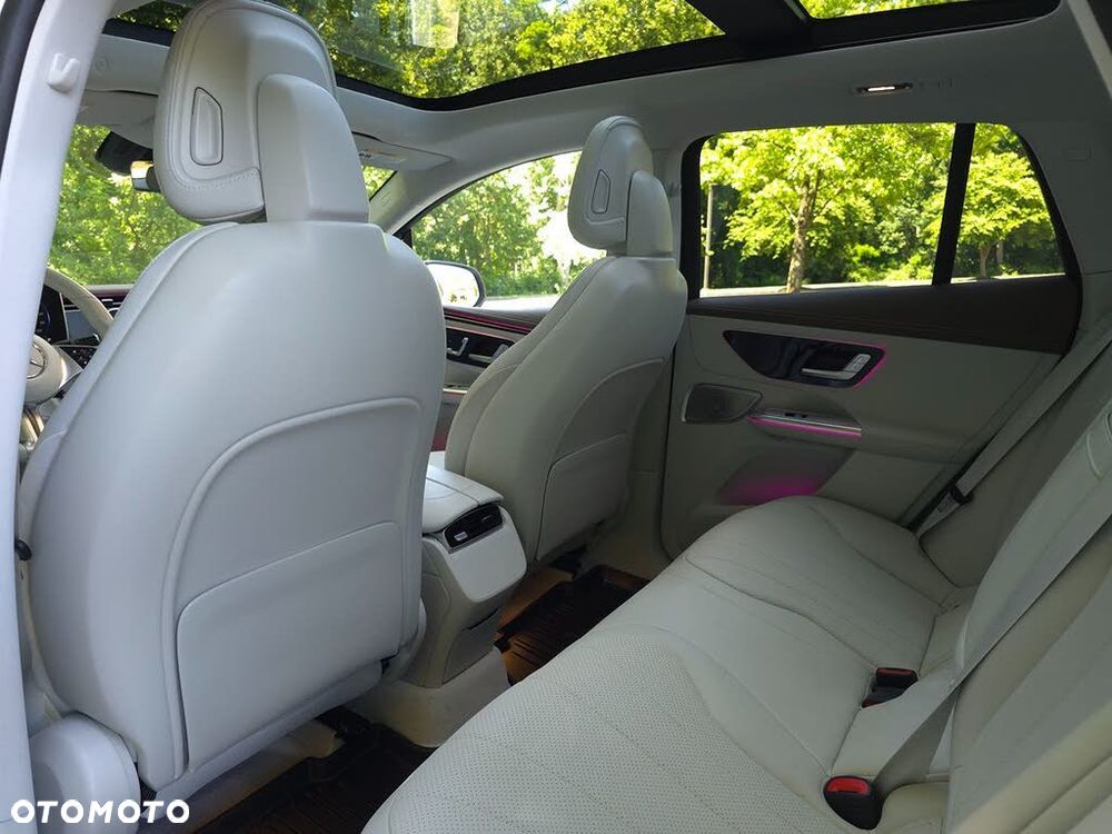 Mercedes-Benz EQE 350 89kWh 4-Matic Special Edition - 16