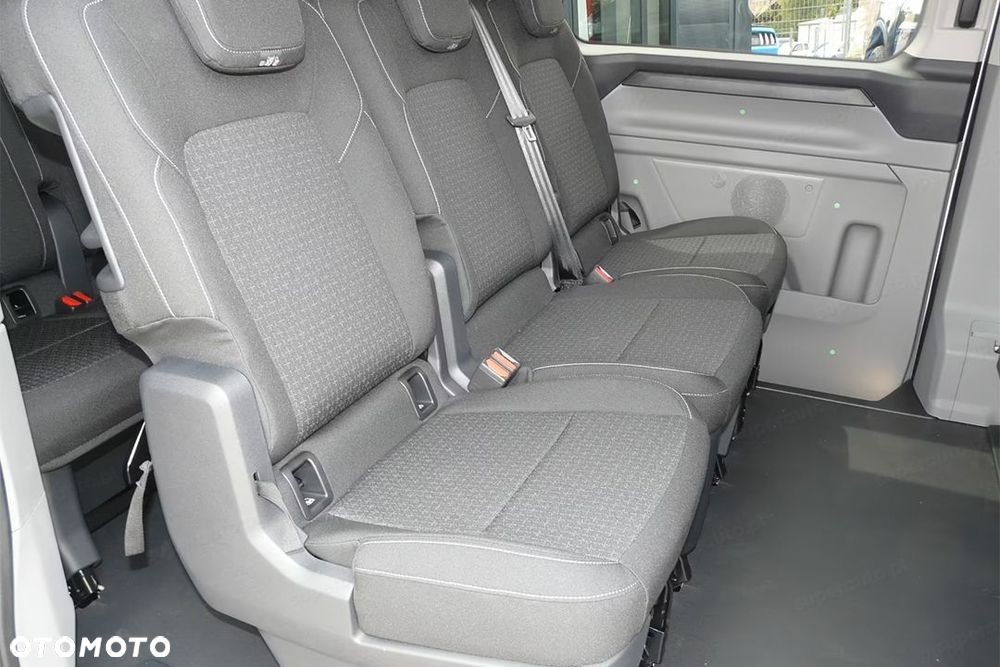 Ford Transit Custom - 13