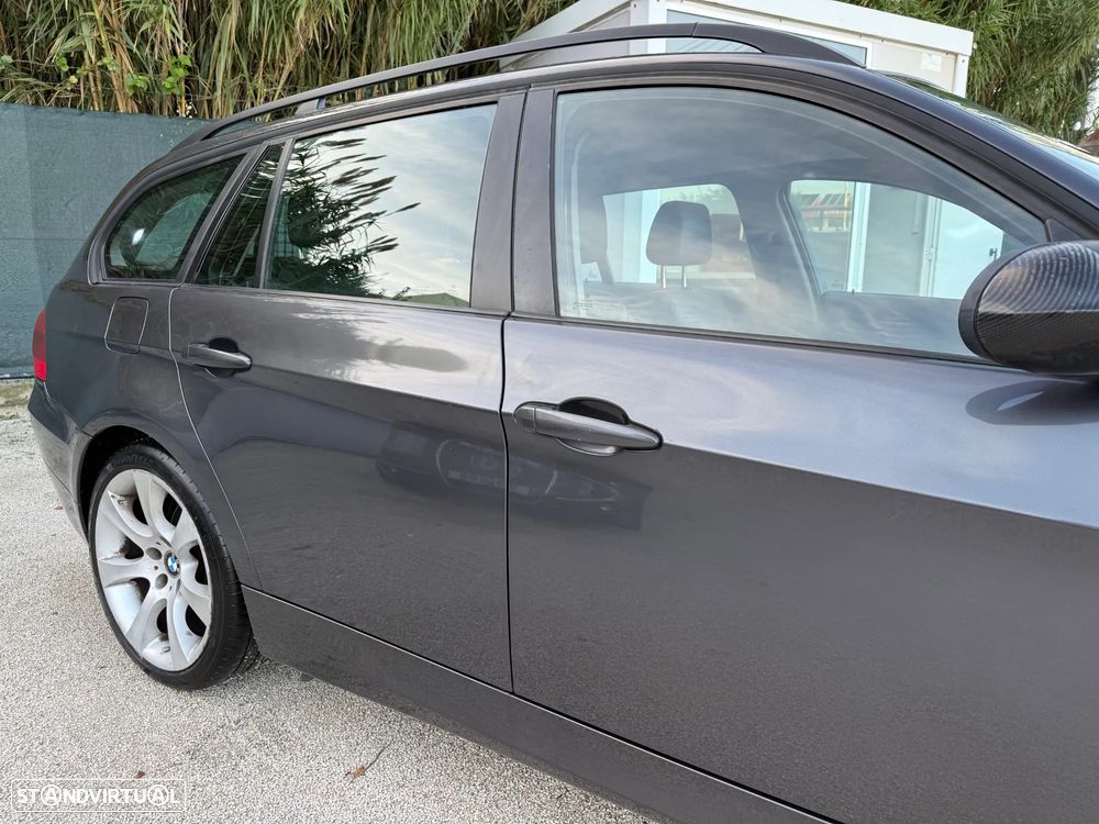 BMW 320 d Touring - 15