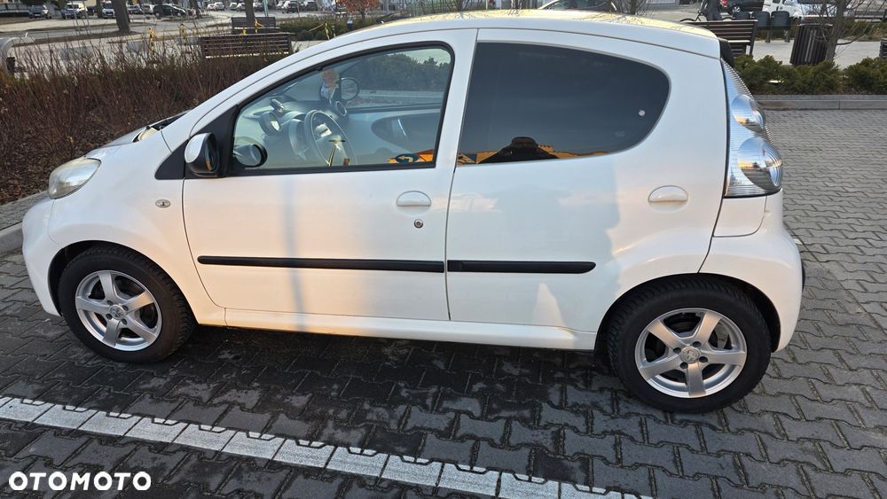 Peugeot 107 - 1