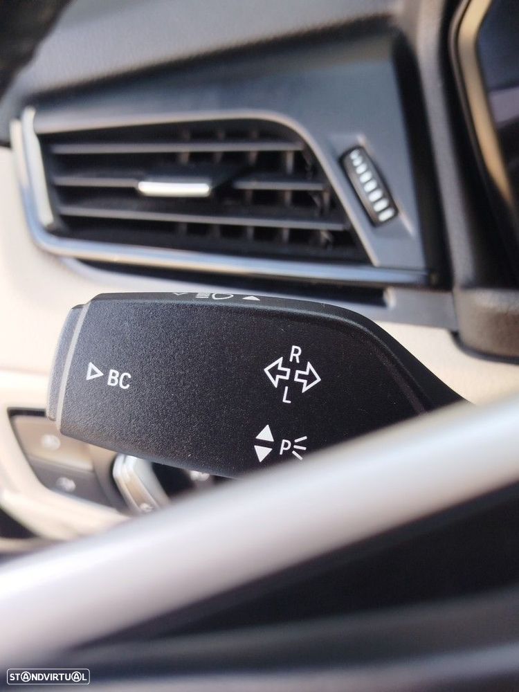BMW 216 Active Tourer d Luxury Line - 7