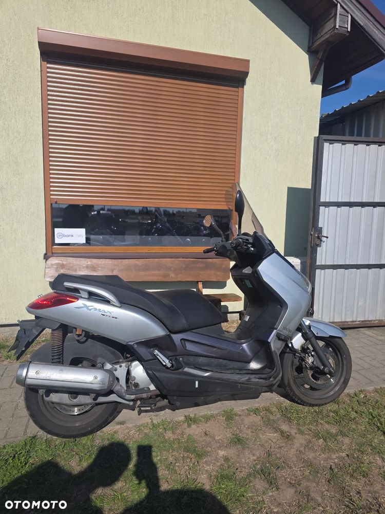 Yamaha X-max - 3