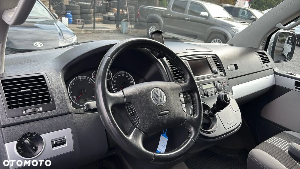 Volkswagen Multivan L1 United - 12