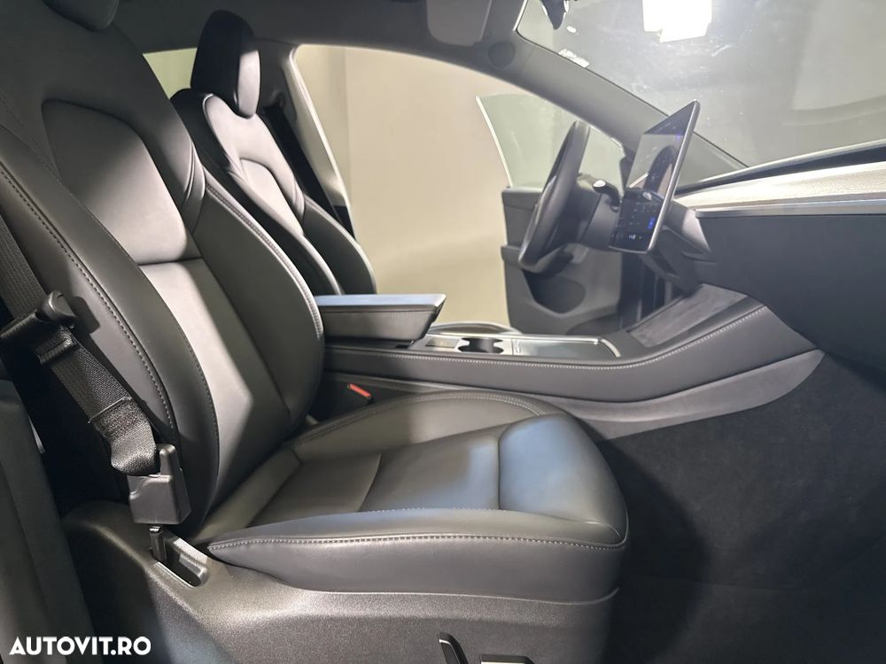 TESLA Model Y 2023 — imagine 11