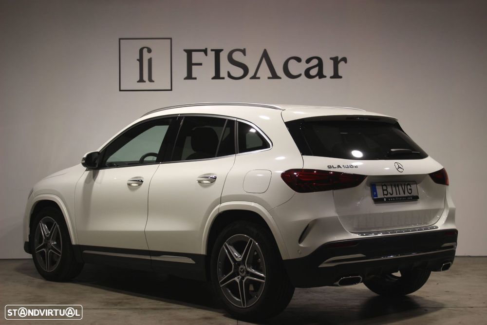 Mercedes-Benz GLA 180 d AMG Line - 8