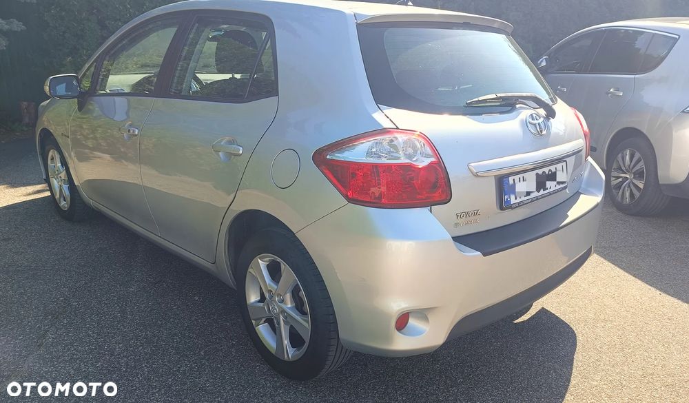 Toyota Auris 1.6 MultiMode Executive - 12