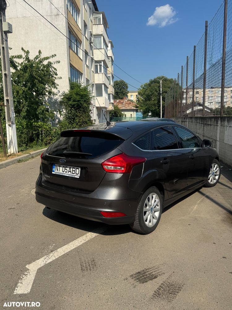 Ford Focus - 3