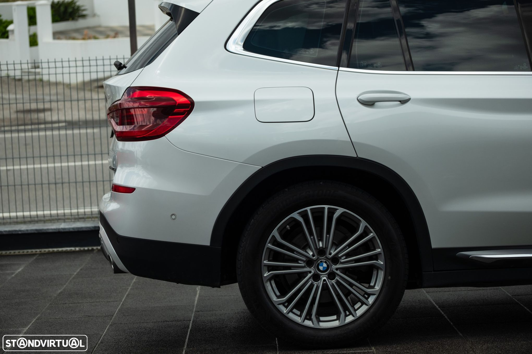 BMW X3 20 d xDrive Auto - 24