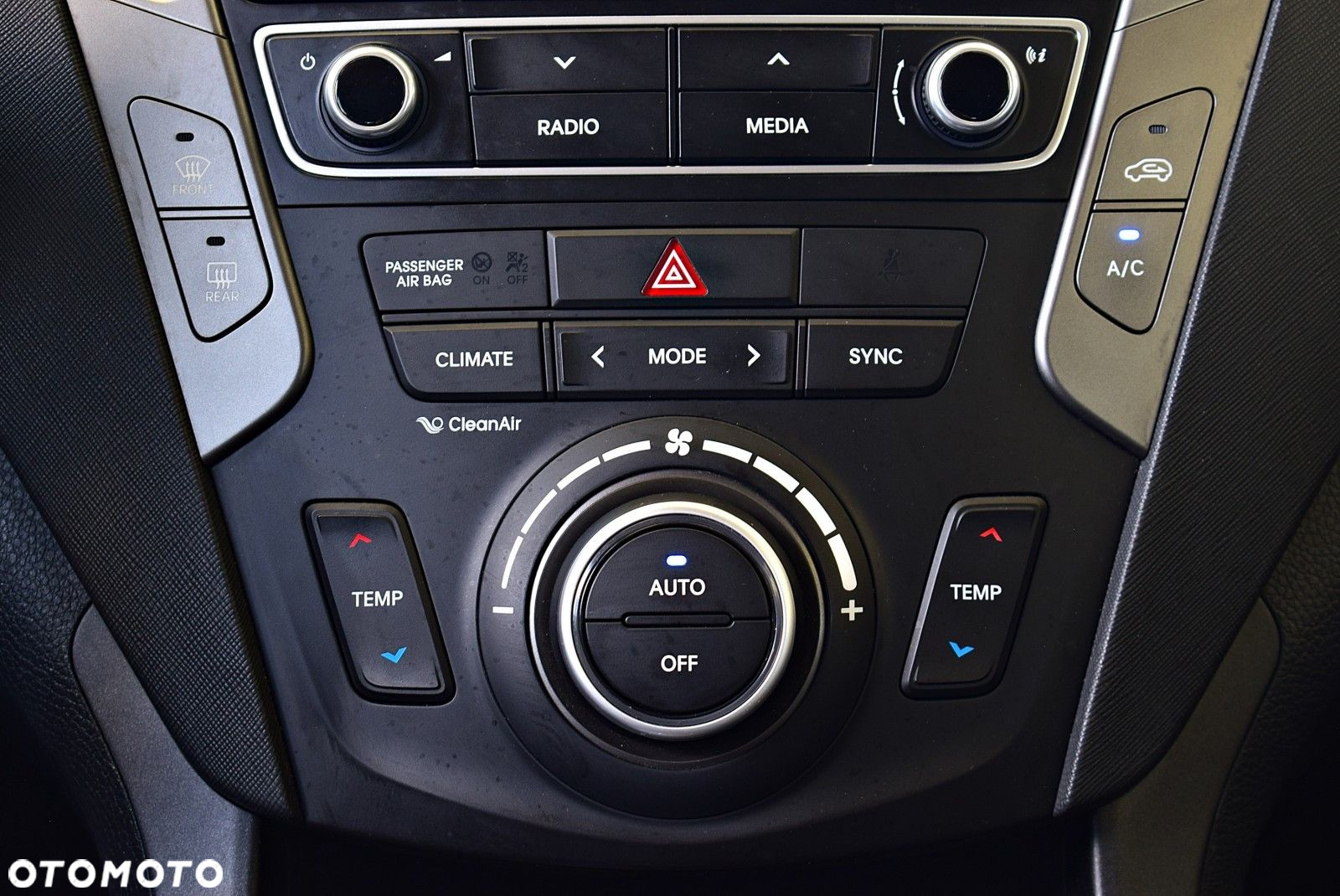 Hyundai Santa Fe 2.0 CRDi Platinum 4WD - 24
