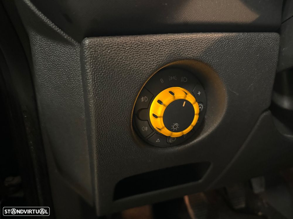 Opel Corsa 1.2 Twinport Cosmo - 12