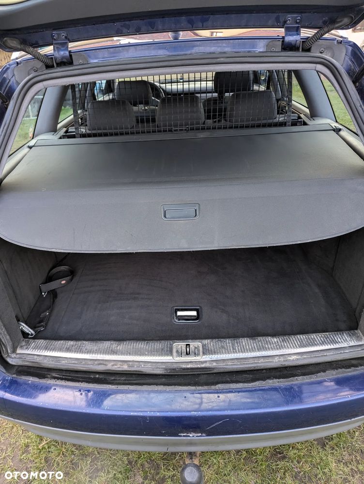 Audi A6 Avant 2.8 30V - 15