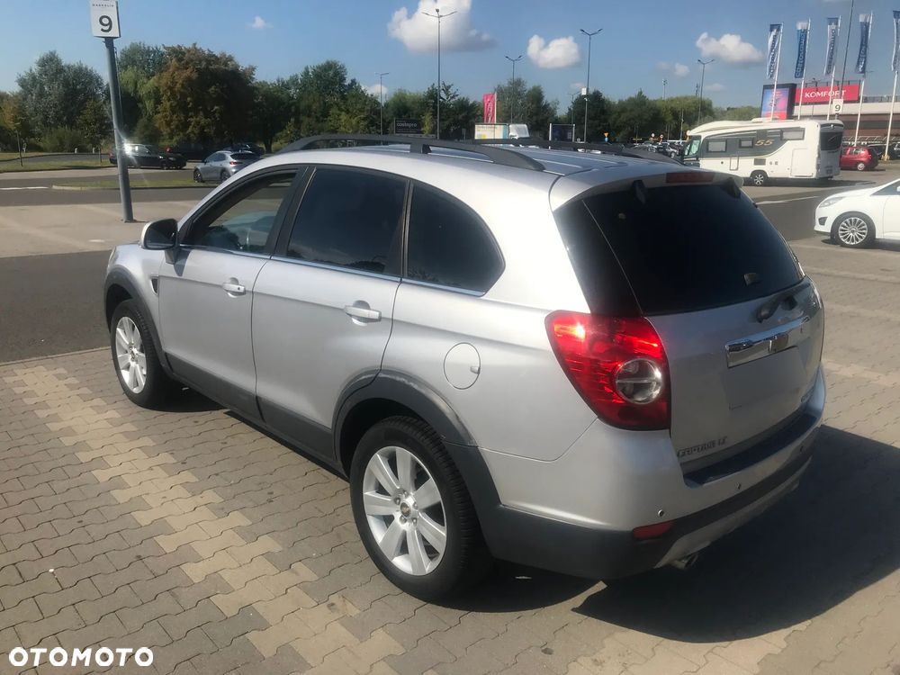 Chevrolet Captiva 2.0 4WD 7 Sitzer Automatik LT - 4
