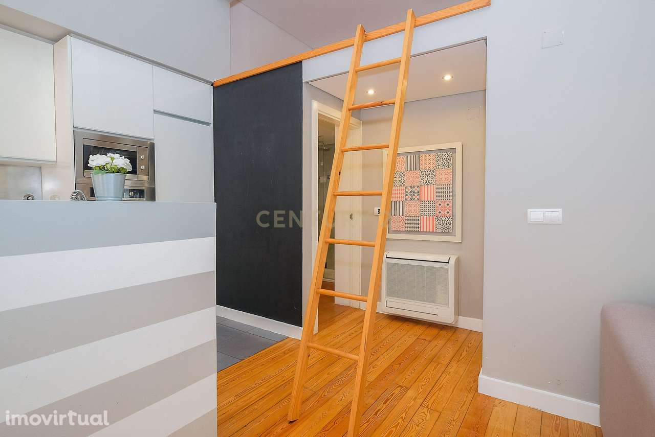 T1 único com pé direito alto + mezzanine | 81,56m² | Bairro Alto | Pot - Grande imagem: 3/15