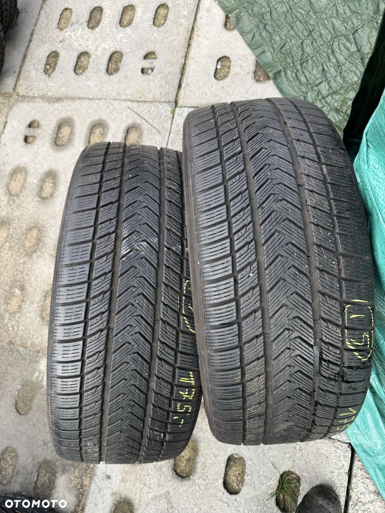 Opony zimowe 255/35/21 Gripmax 2 sztuki 2024r