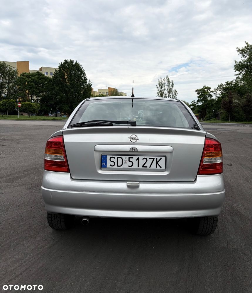 Opel Astra 1.6 Comfort - 3