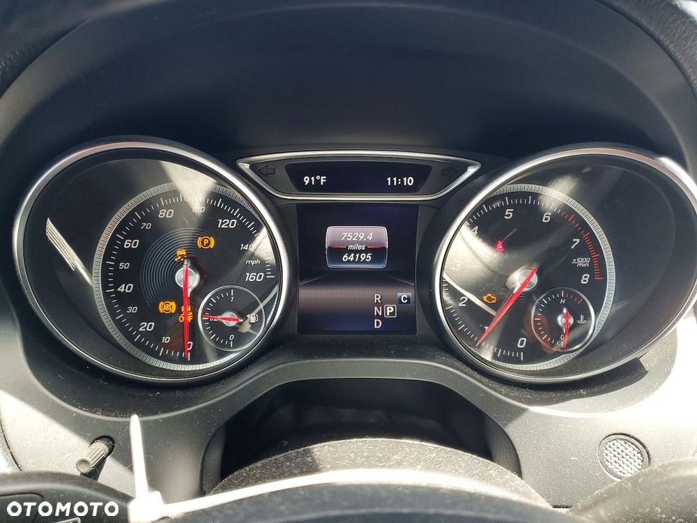 Mercedes-Benz CLA 250 7G-DCT AMG Line - 9