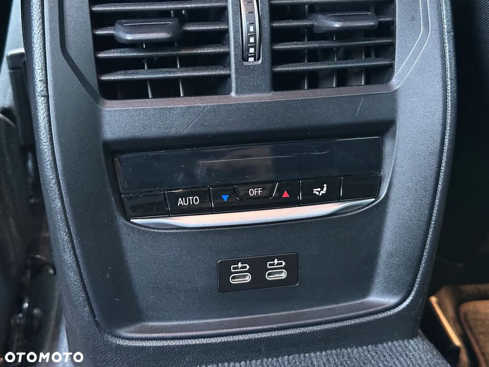 BMW Seria 3 318d - 20