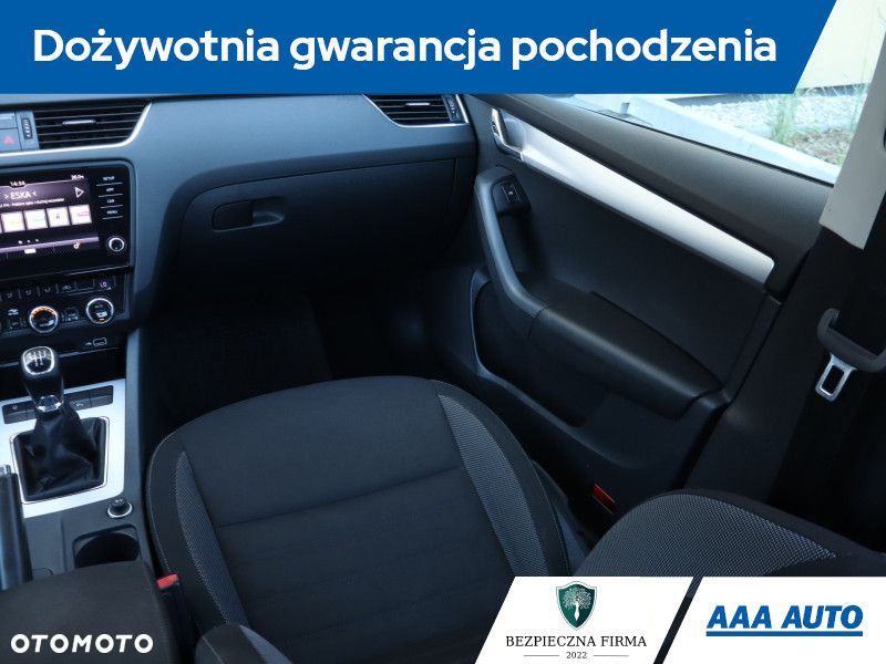 Skoda Octavia - 10