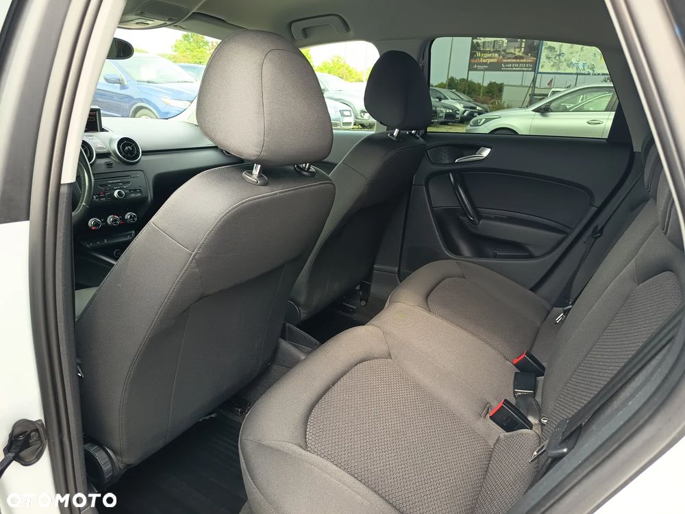 Audi A1 1.2 TFSI S line edition - 13