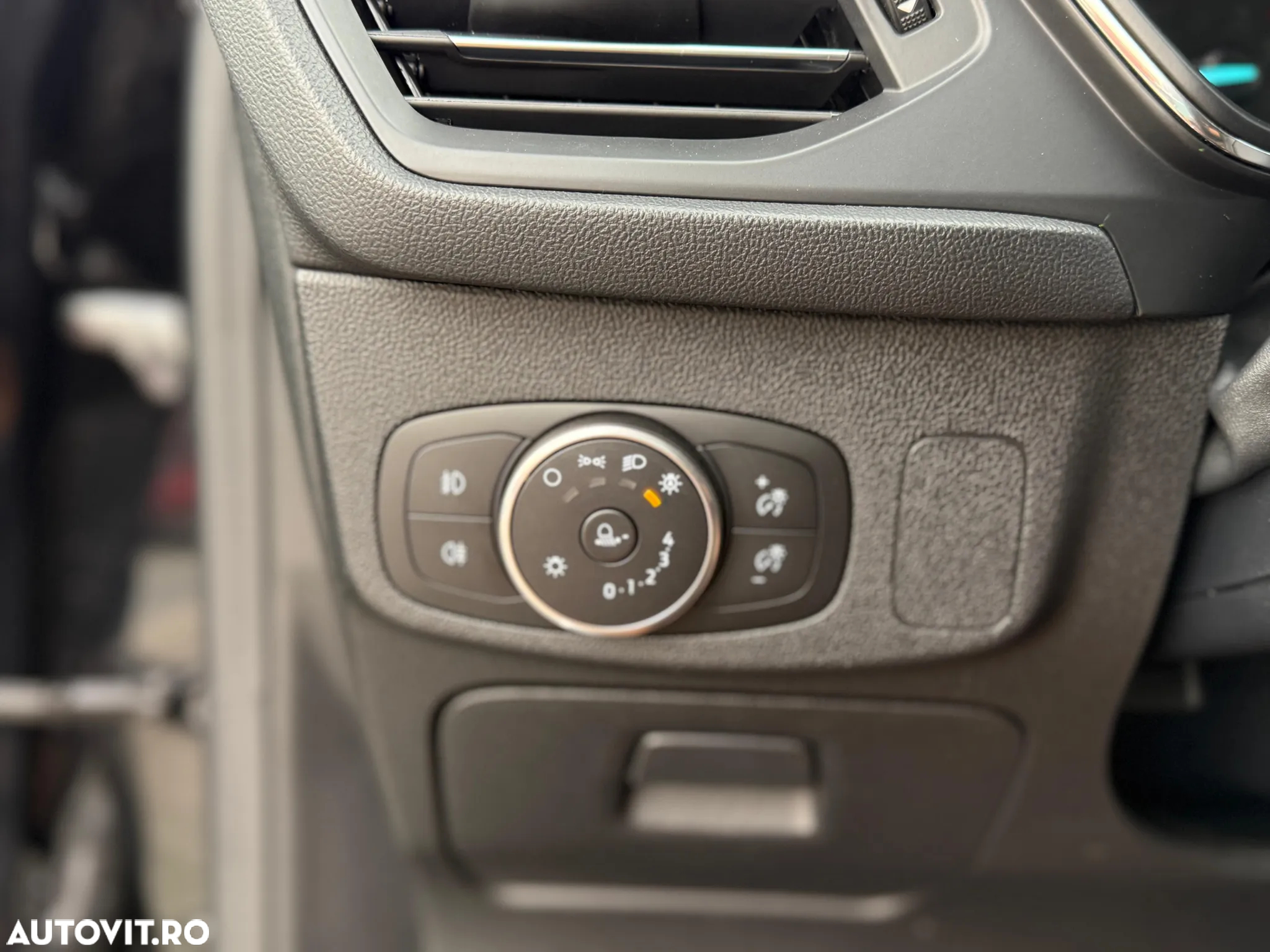 Ford Focus - 14