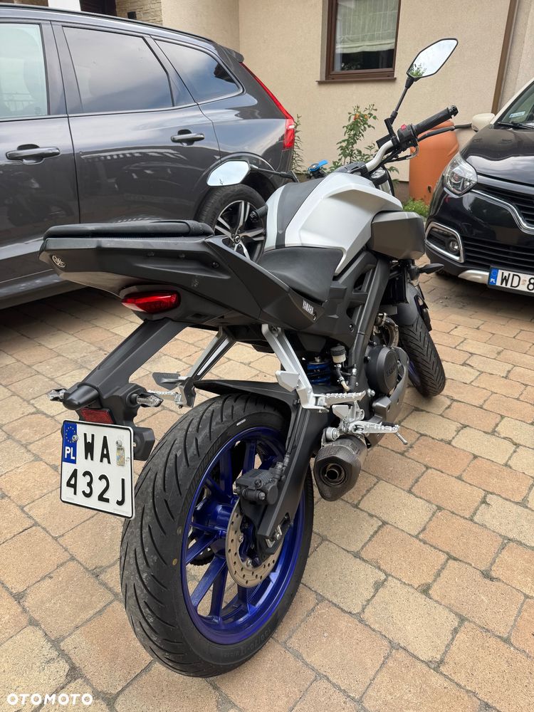 Yamaha MT - 4