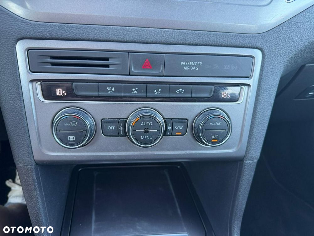 Volkswagen Golf Sportsvan - 22