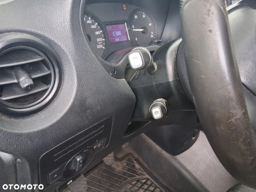 Mercedes-Benz Vito - 10