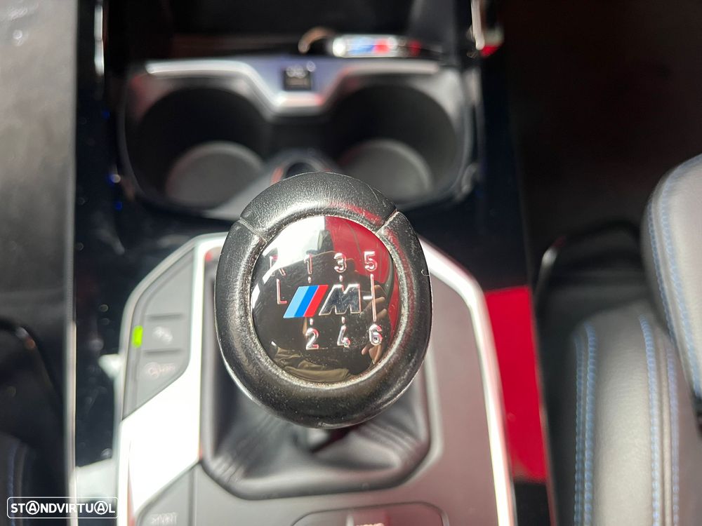 BMW 116 d Pack Essence - 30